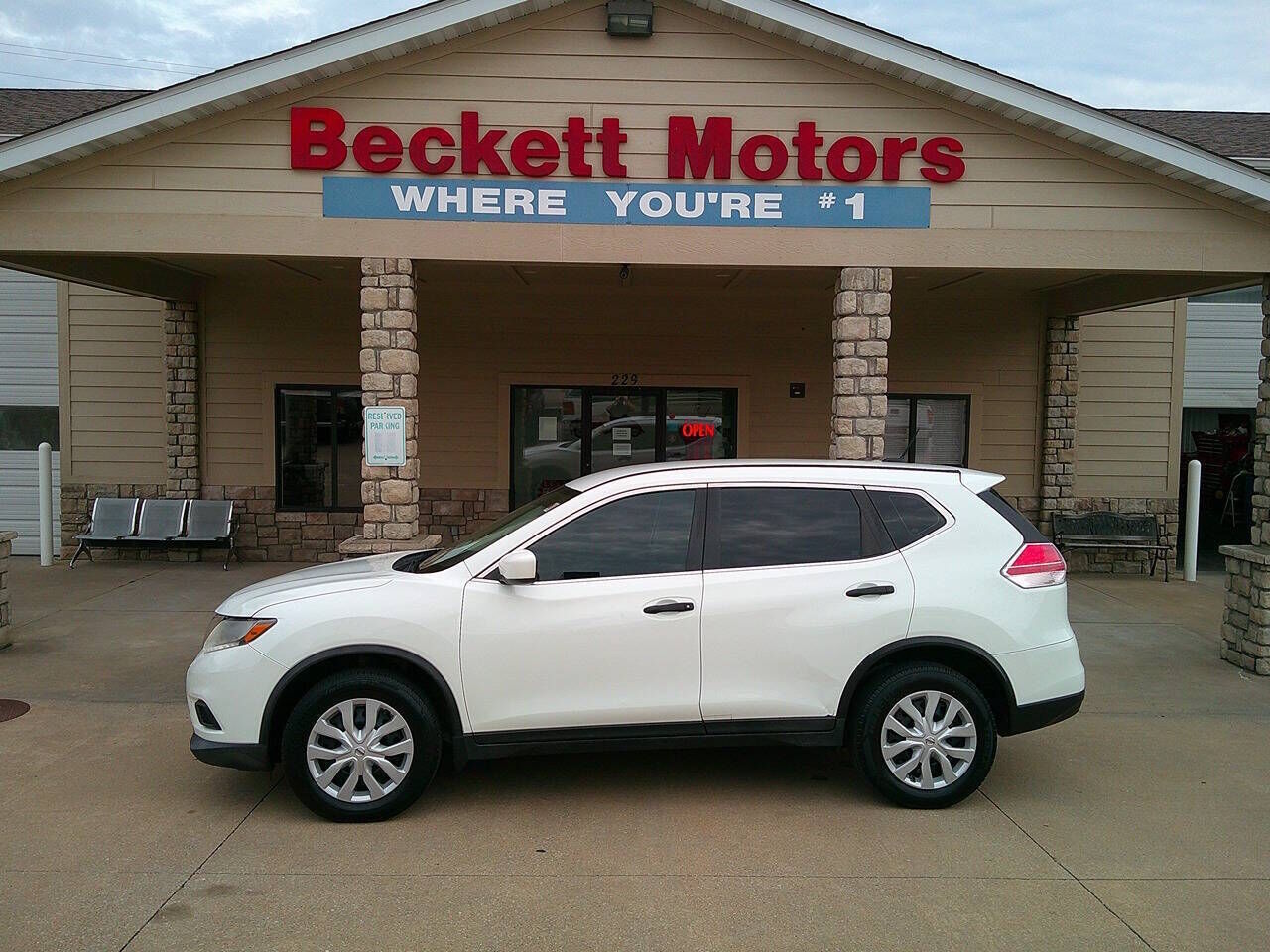 2016 NISSAN Rogue
