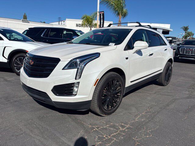 2017 CADILLAC XT5