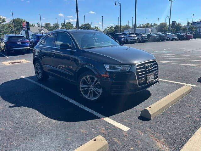 2016 AUDI Q3