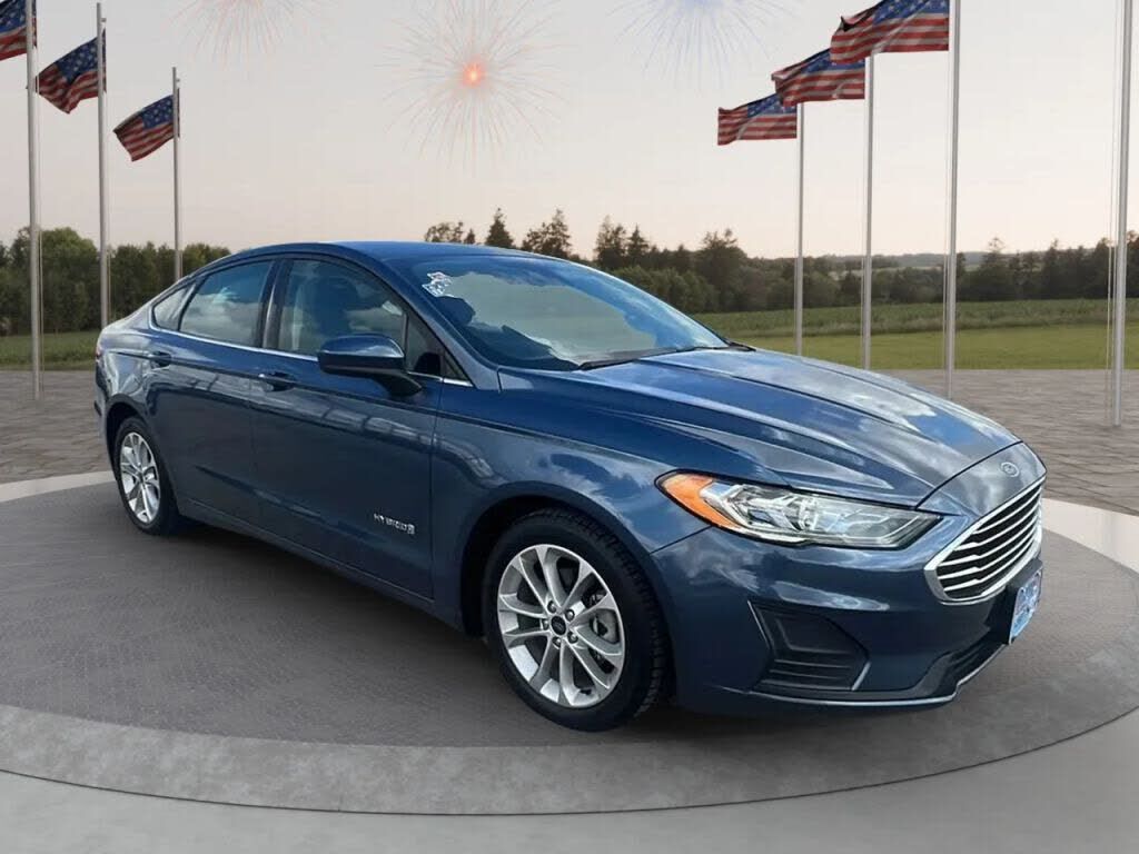 2019 FORD Fusion