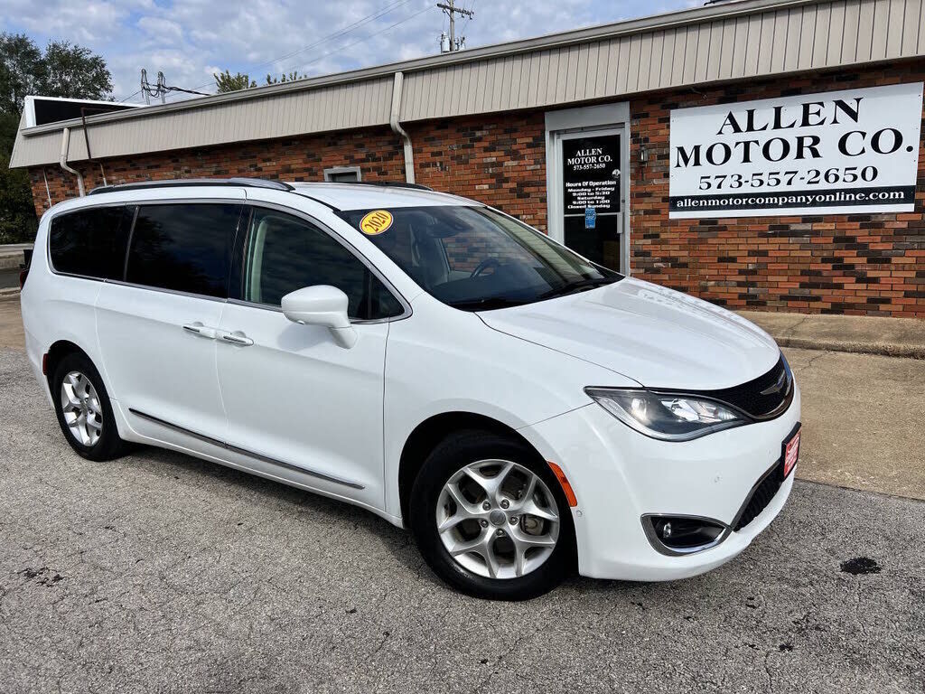 2020 CHRYSLER Pacifica
