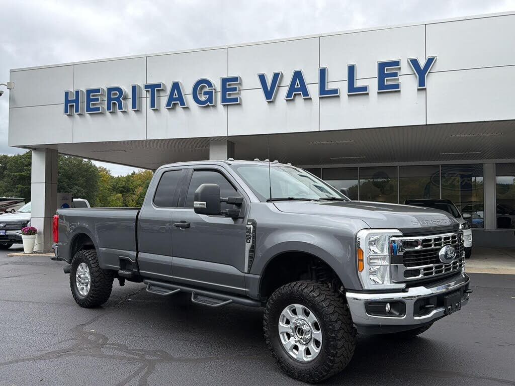 2024 FORD F-350