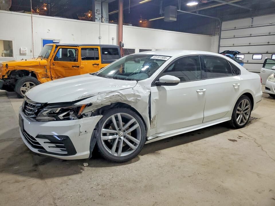 2018 VOLKSWAGEN Passat