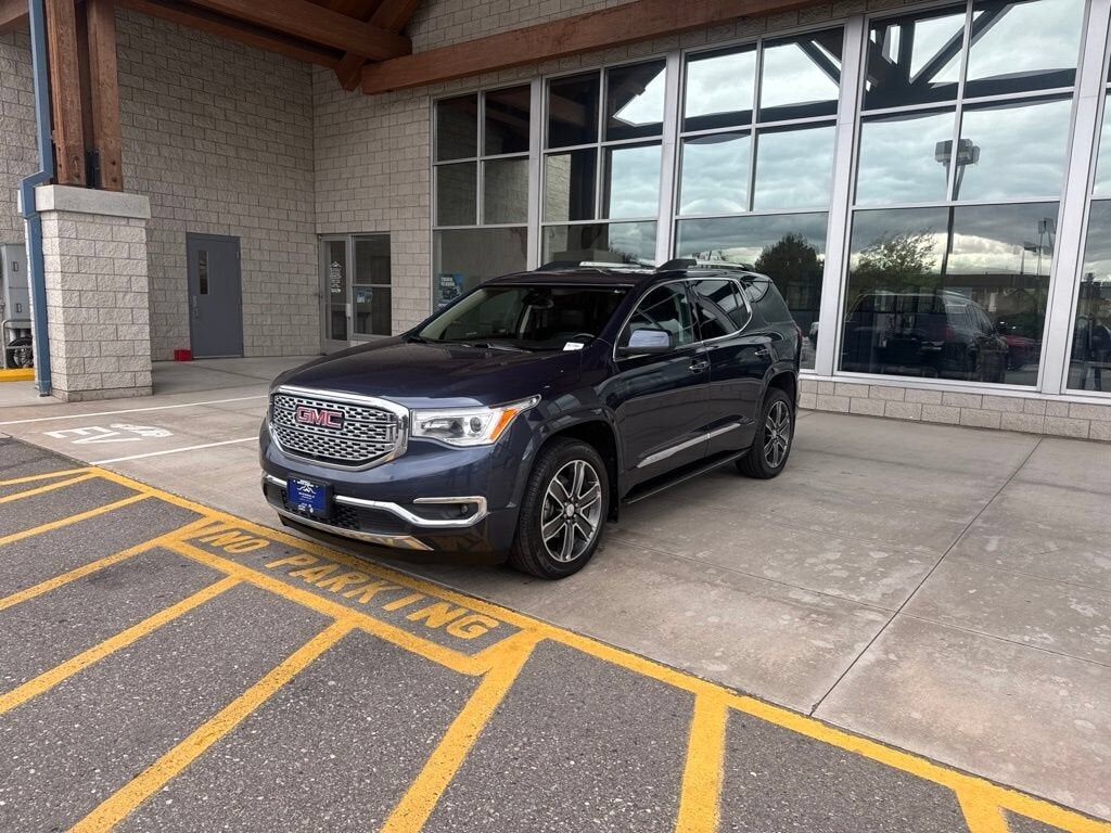 2018 GMC Acadia