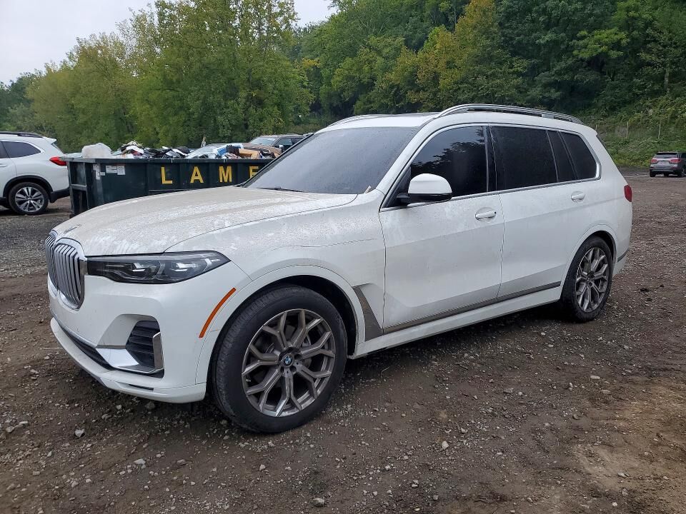 2022 BMW X7