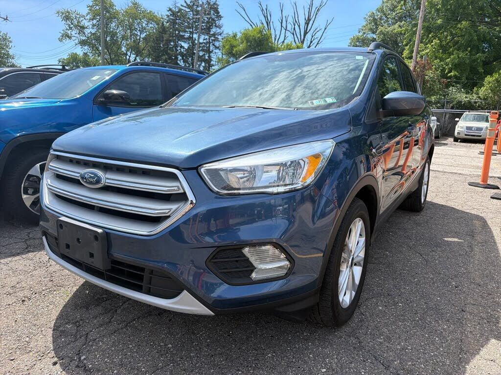 2018 FORD Escape