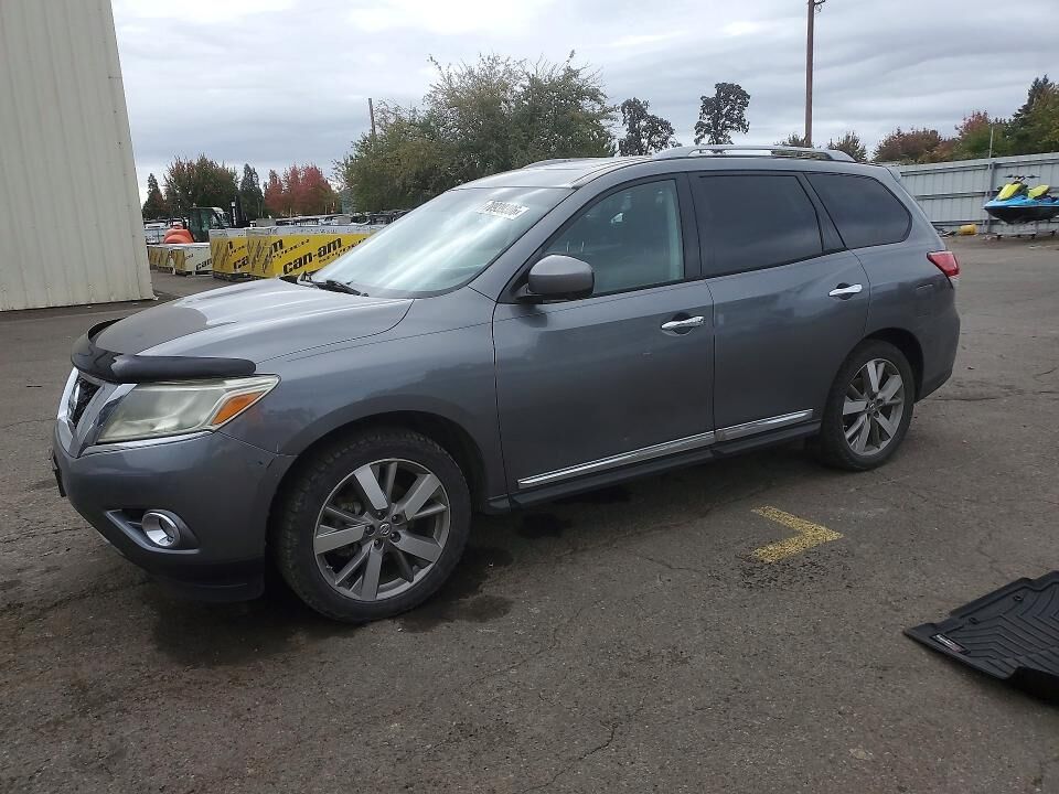 2016 NISSAN Pathfinder