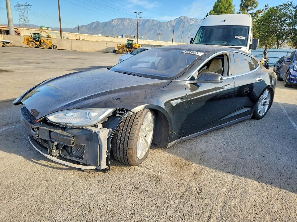 2013 TESLA Model S