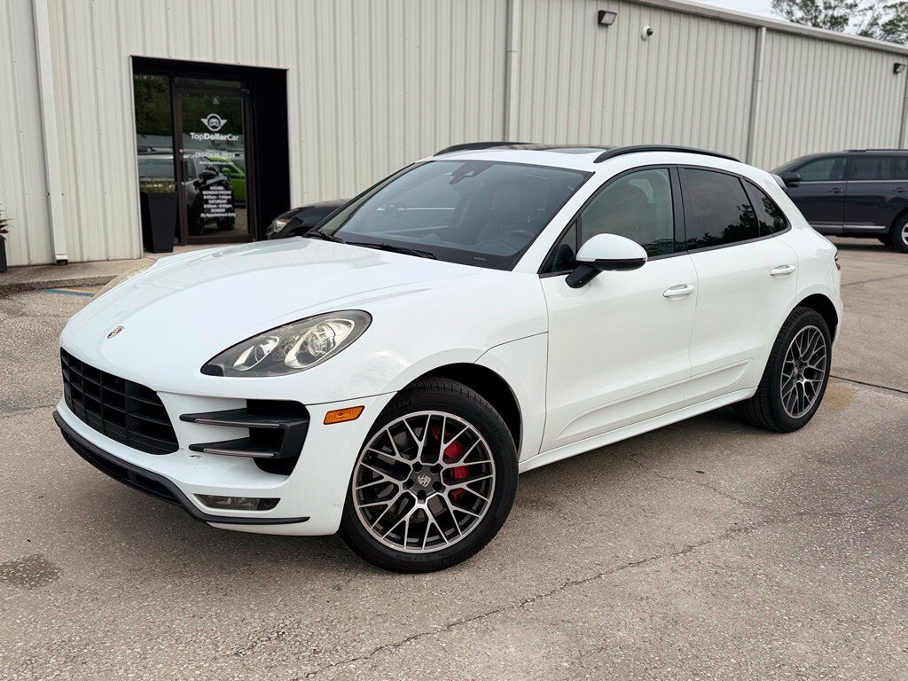 2015 PORSCHE Macan