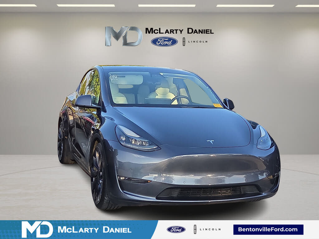 2021 TESLA Model Y