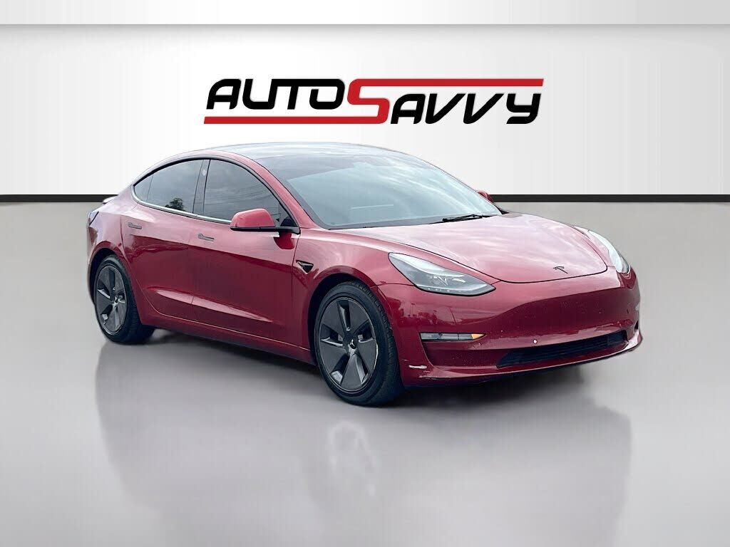 2022 TESLA Model 3