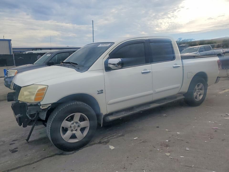 2004 NISSAN Titan