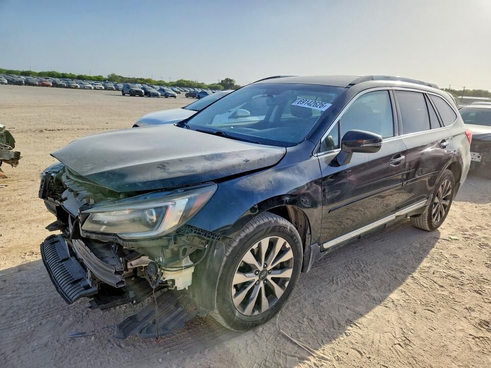 2018 SUBARU Outback