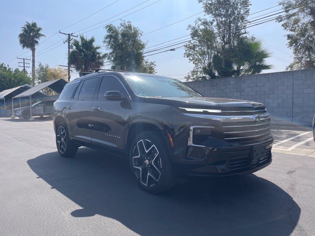 2025 CHEVROLET Traverse