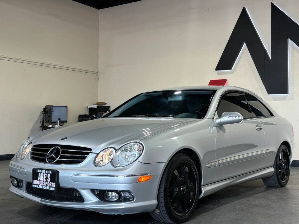 2004 MERCEDES-BENZ CLK-Class