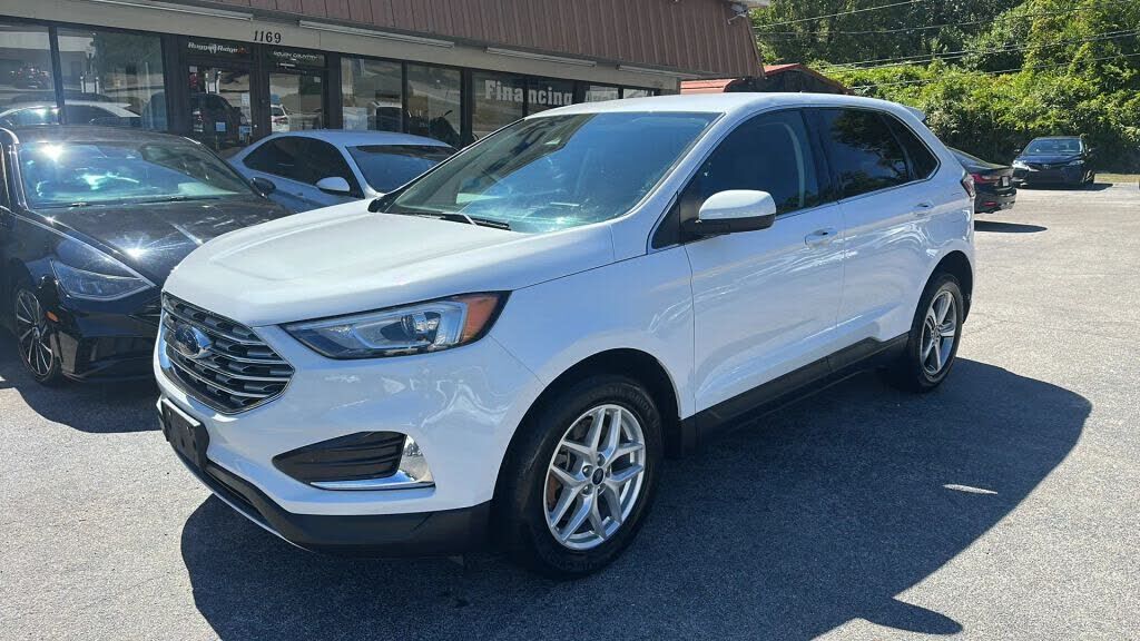 2022 FORD Edge