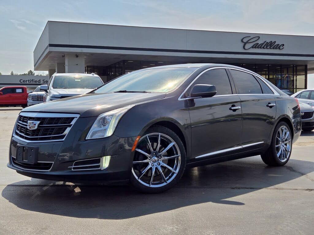 2017 CADILLAC XTS