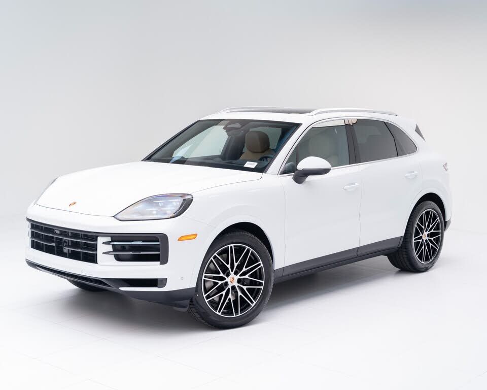 2026 PORSCHE Cayenne