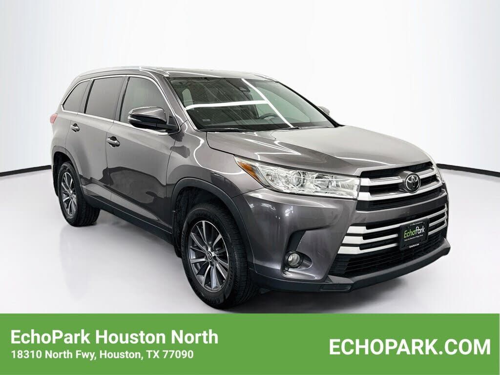 2019 TOYOTA Highlander