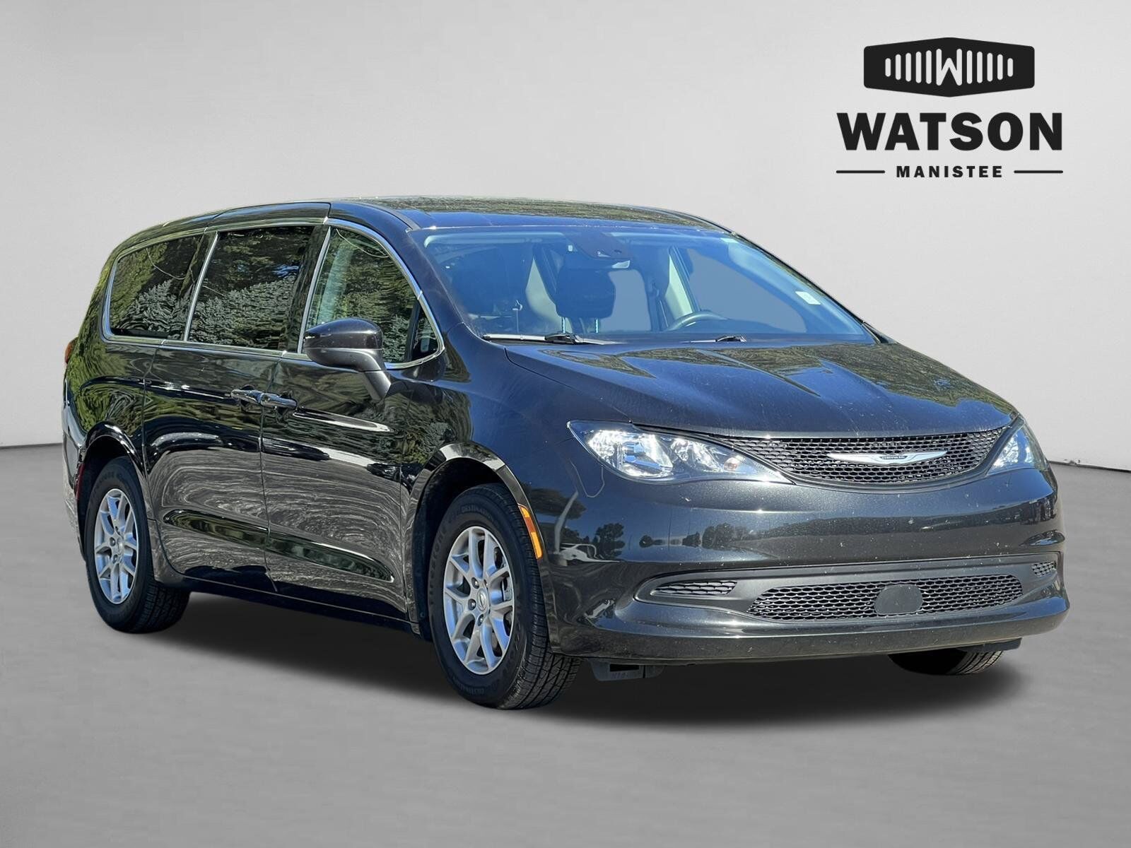 2023 CHRYSLER Voyager