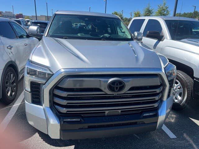2024 TOYOTA Tundra