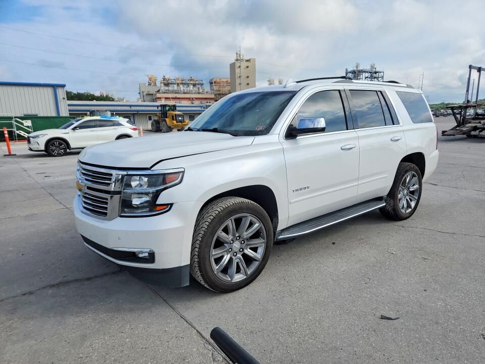2017 CHEVROLET Tahoe