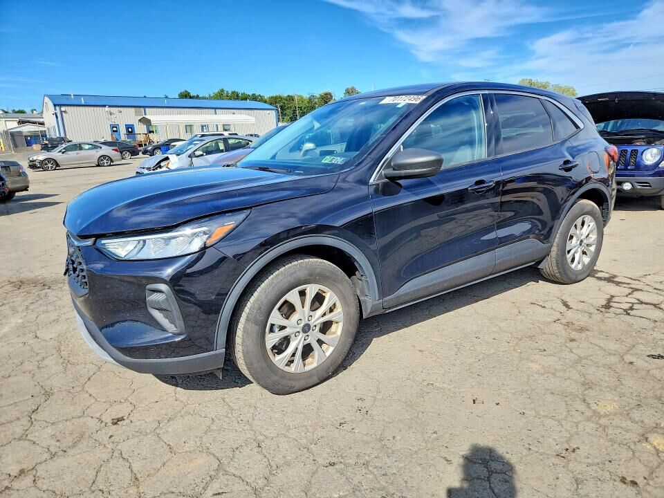 2024 FORD Escape