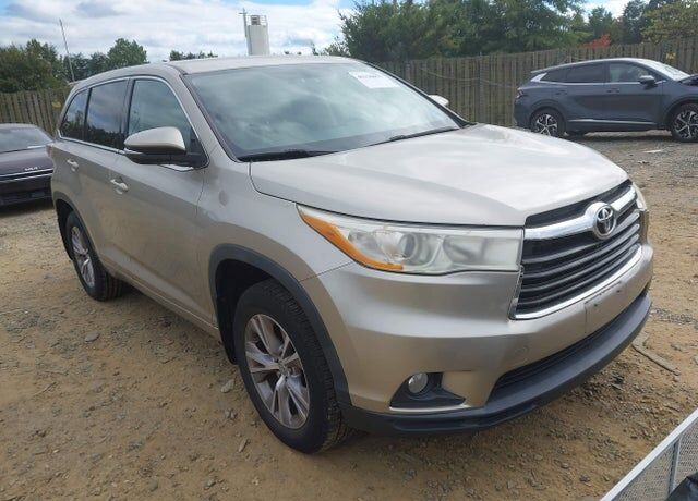 2014 TOYOTA Highlander
