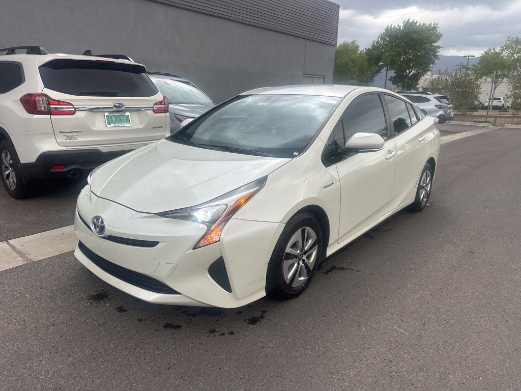 2016 TOYOTA PRIUS