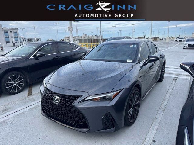 2025 LEXUS IS