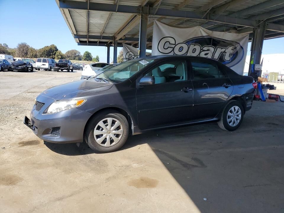 2010 TOYOTA Corolla