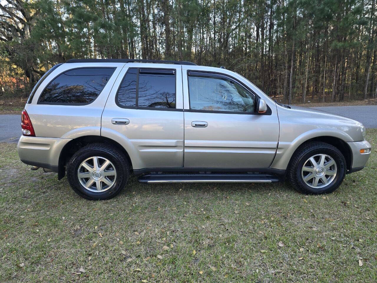 2005 BUICK Rainier