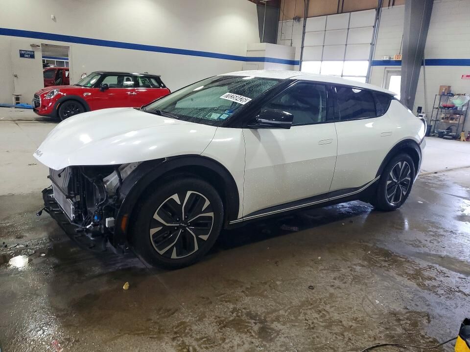 2024 KIA EV6