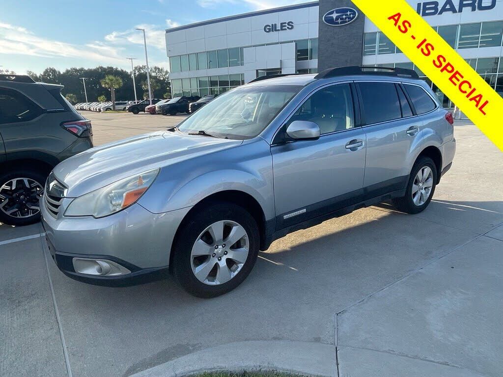 2012 SUBARU Outback