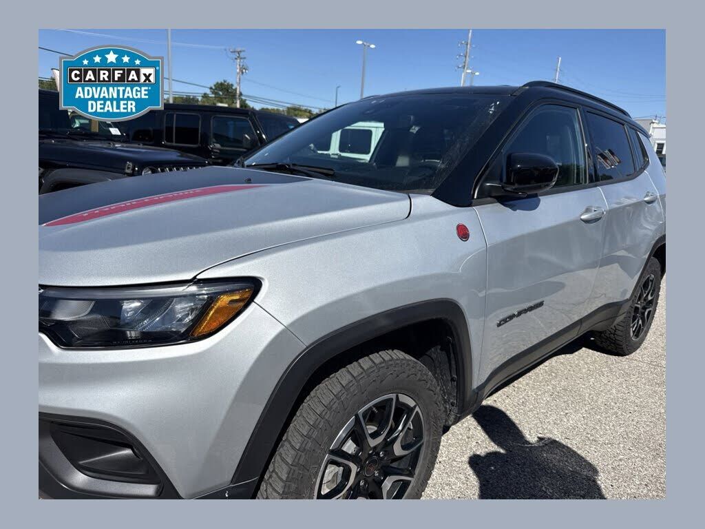 2025 JEEP Compass