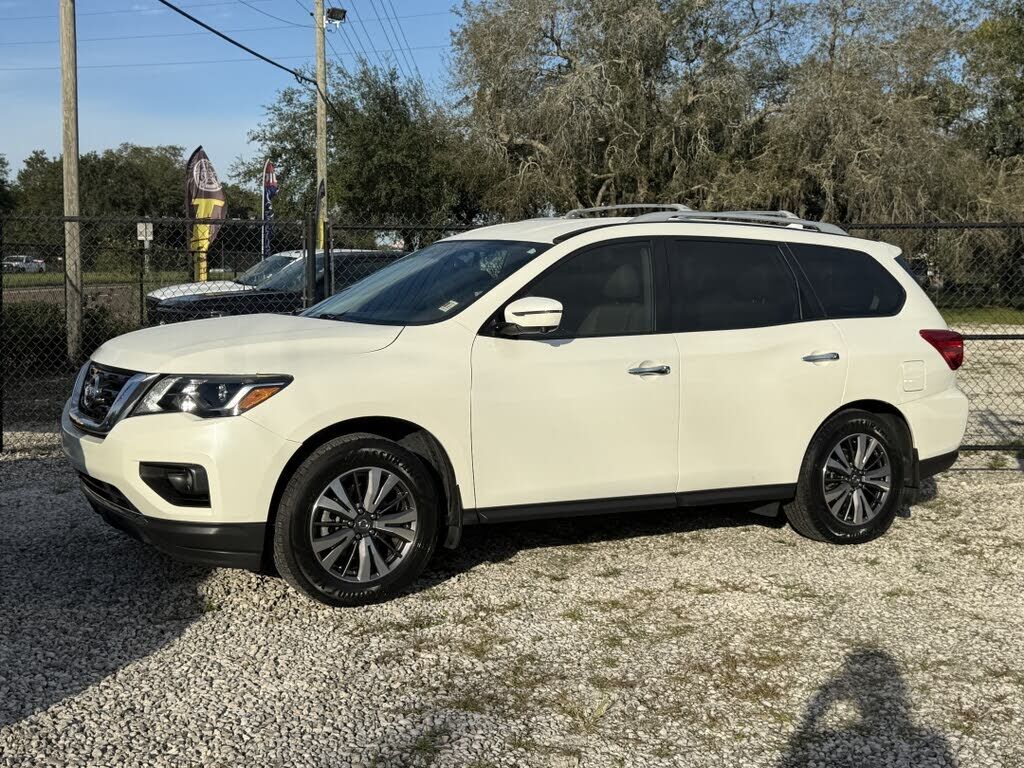 2020 NISSAN Pathfinder