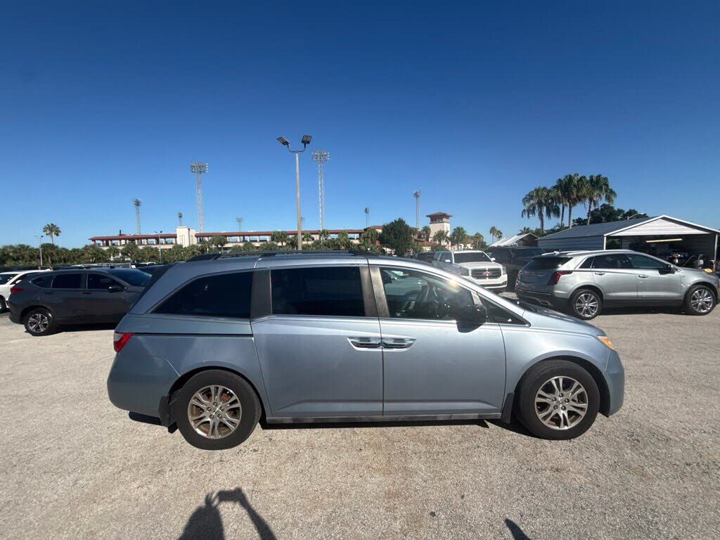 2011 HONDA Odyssey