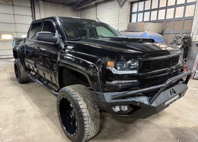 2017 CHEVROLET Silverado