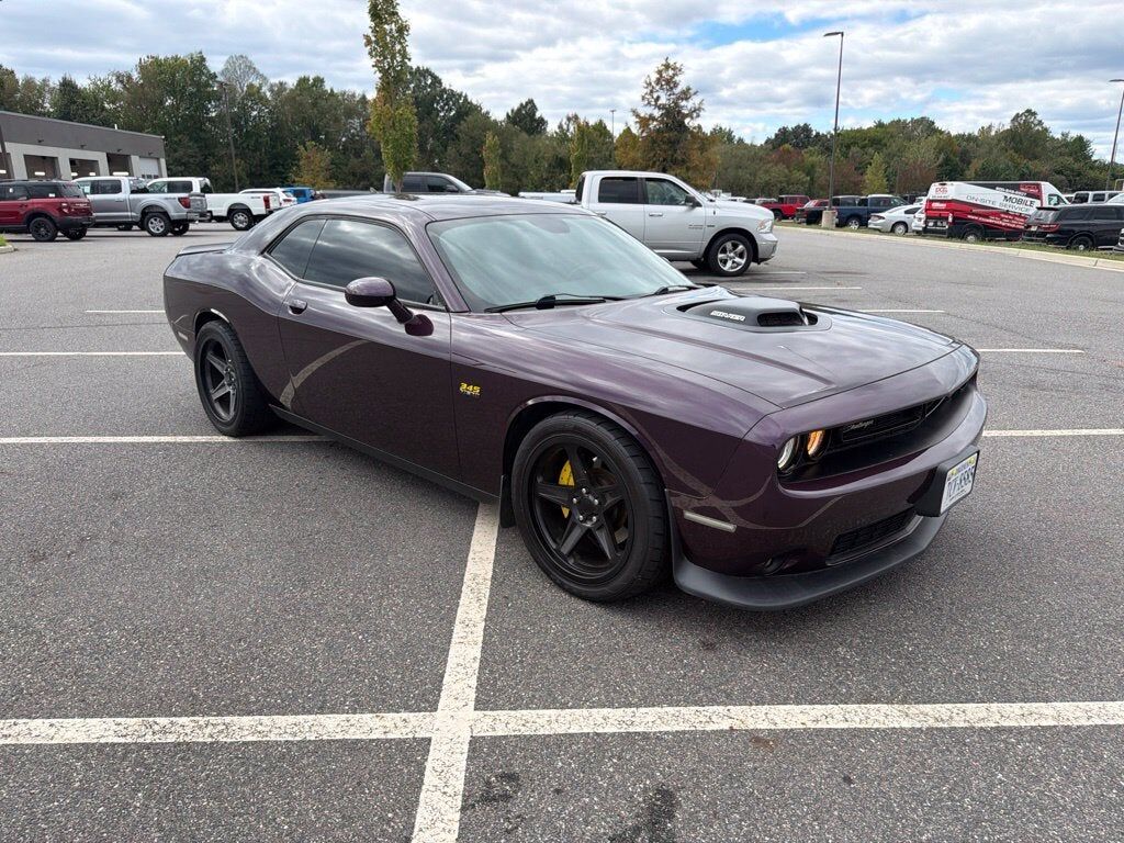 2021 DODGE Challenger