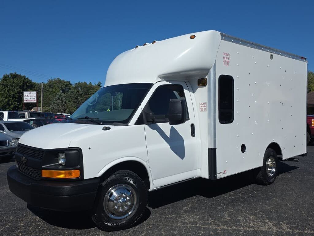 2012 CHEVROLET Express