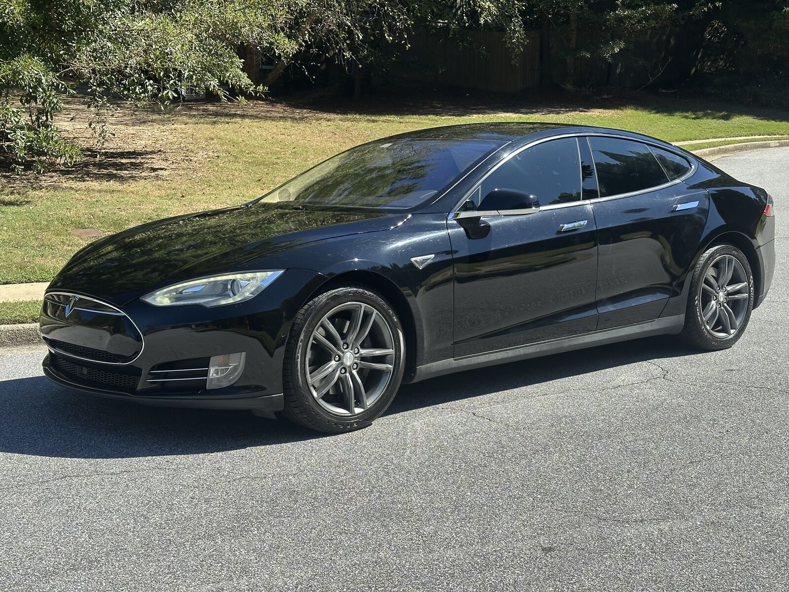 2014 TESLA Model S