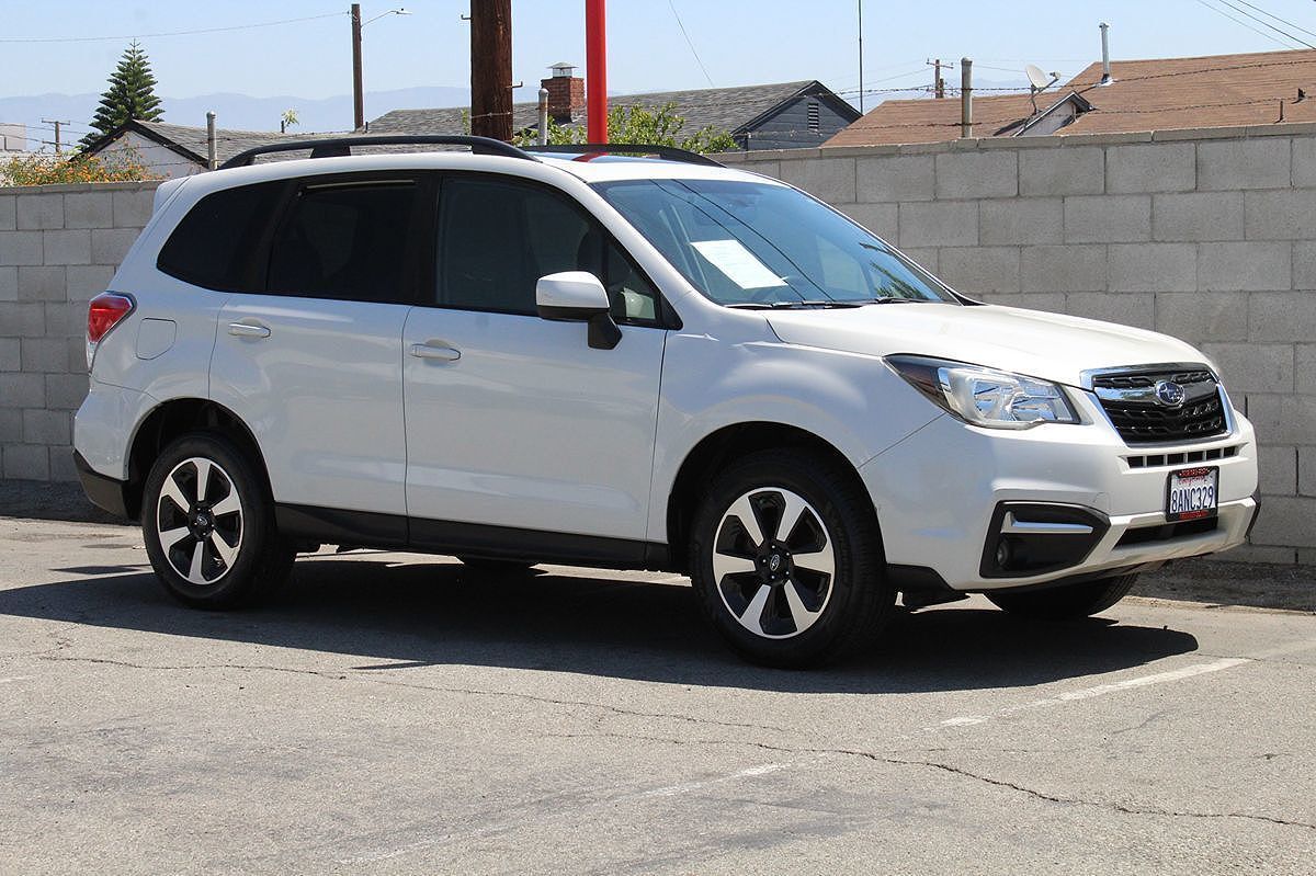 2018 SUBARU Forester