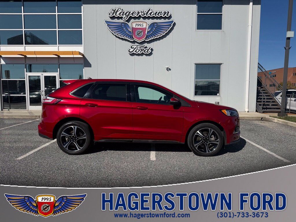 2023 FORD Edge