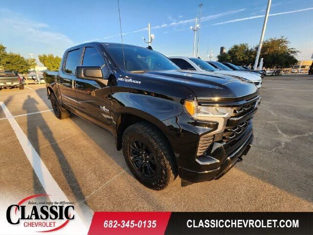 2024 CHEVROLET Silverado