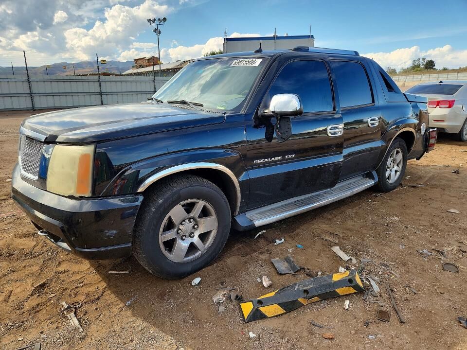 2003 CADILLAC Escalade