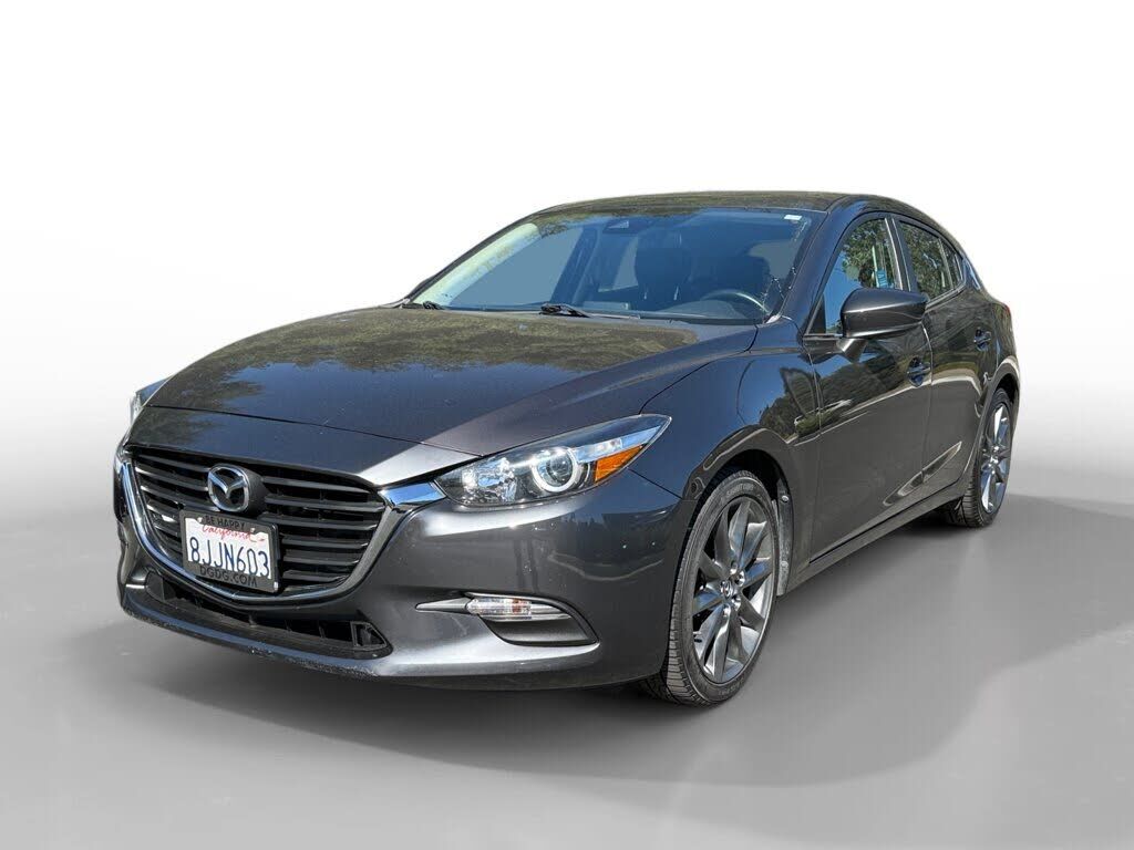 2018 MAZDA Mazda3