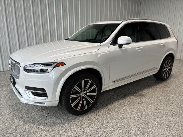 2024 VOLVO XC90