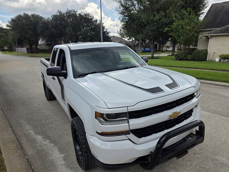 2017 CHEVROLET Silverado