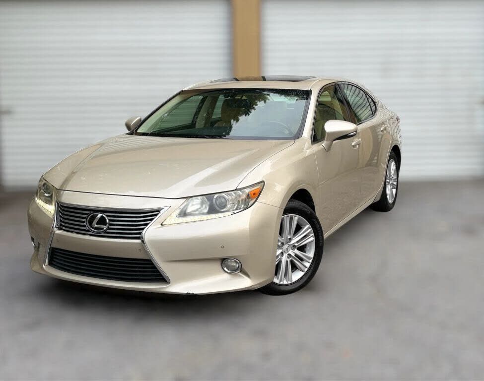 2015 LEXUS ES
