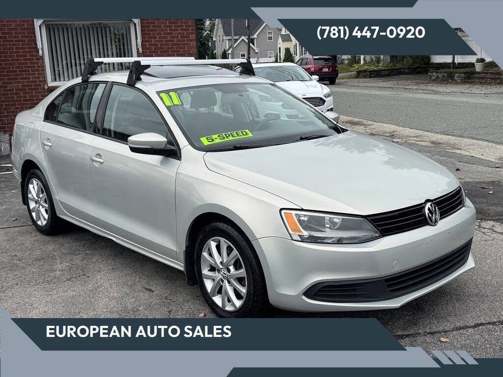 2011 VOLKSWAGEN Jetta